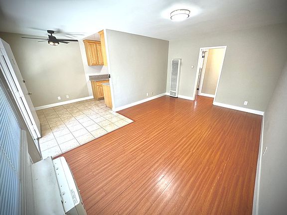 3rd image of 321 N Macneil St #2