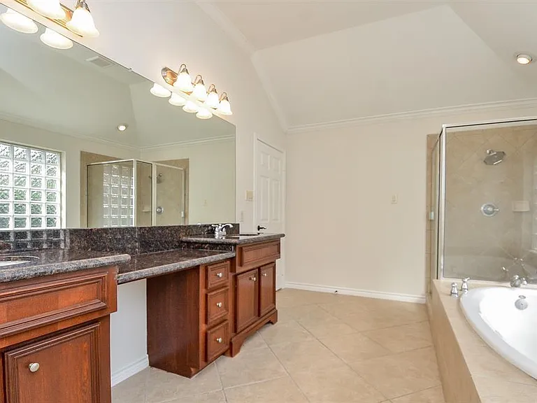17506 Driftwood Prairie Ln — Photo 10