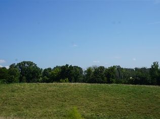 Valley Home Rd, Dandridge, TN 37725