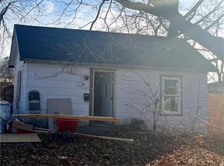 10201 E 11th St S, Independence, MO 64053