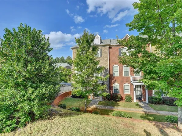 2448 Tenor Ln, Alpharetta, GA 30009