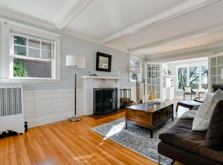 93 Wolcott Rd, Chestnut Hill, MA 02467