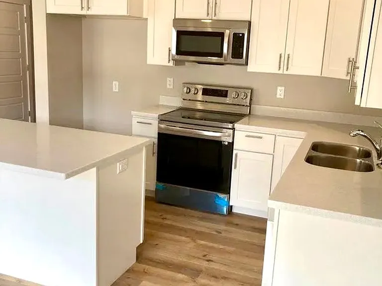 3267 Cabernet Dr — Photo 6