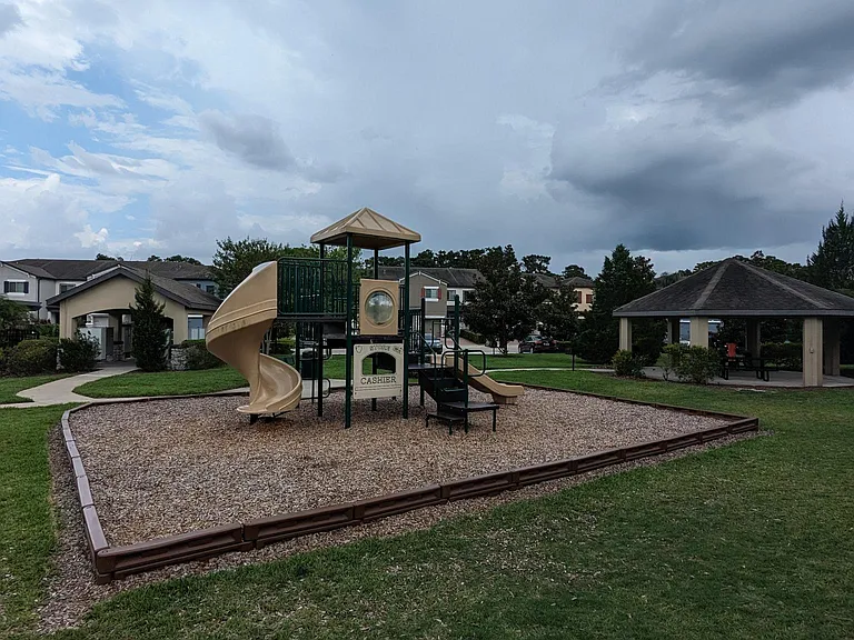 2712 White Isle Ln — Photo 17
