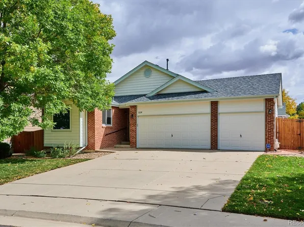 2228 S Espana Street, Aurora, CO 80013
