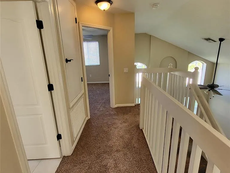 25903 Bloomsbury Ct — Photo 36