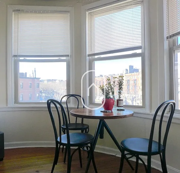 851 Beacon St #3 — Photo 3