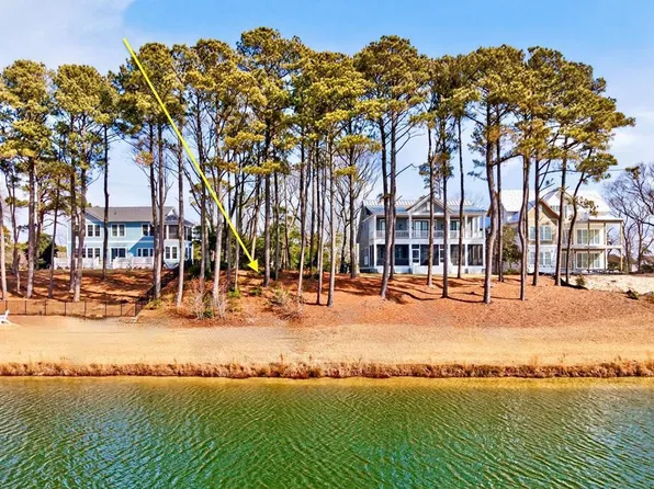 135 Aberdeen Way, Cape Charles, VA 23310