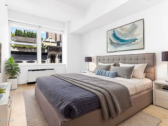 3rd image of 50 Murray St #830