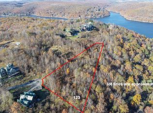 123 Mountainview Ct, Oakland, MD 21550