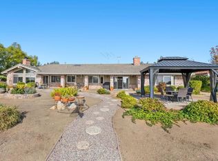 2063 Fuerte St, Fallbrook, CA 92028