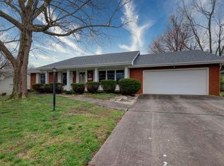 2162 E Mimosa St, Springfield, MO 65804