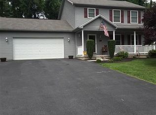 487 Pleasant View Rd, New Cumberland, PA 17070