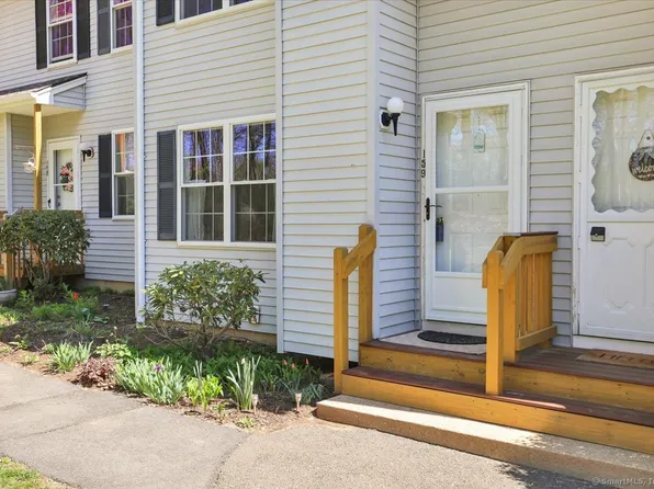 745 Merrow Road APT 159, Coventry, CT 06238