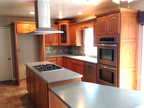 3rd image of 721 S 5th Avenue Dr