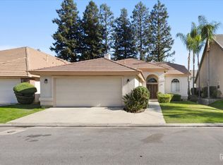 134 Stockdale Cir, Bakersfield, CA 93309