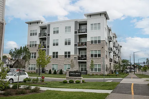 Enclave Crystal Lake Townhomes and Apartments Photo 1