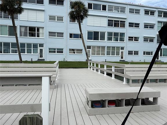 3rd image of 5555 GULF BOULEVARD #310