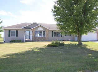 10330 Echo Valley Rd, West Union, IA 52175