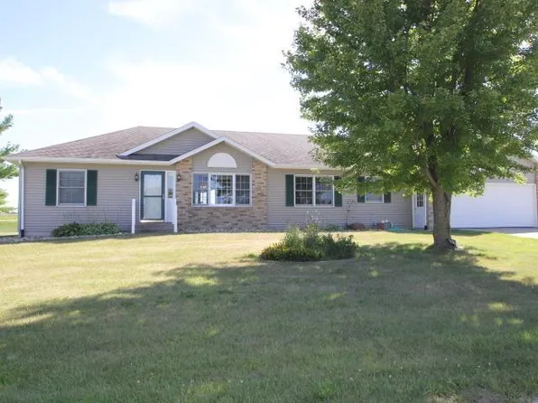 10330 Echo Valley Rd, West Union, IA 52175