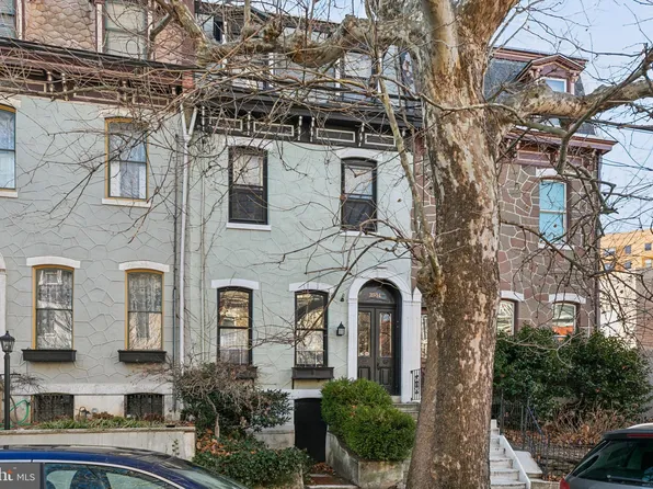 2534 Aspen St, Philadelphia, PA 19130