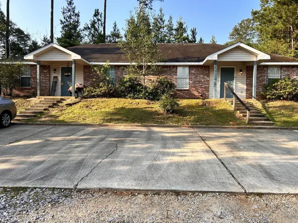 914 Wpa Rd #D, Sumrall, MS 39482