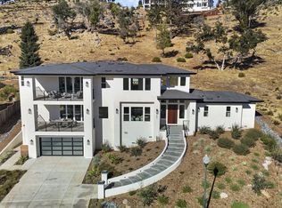 3657 Crown Hill Dr, Santa Rosa, CA 95404