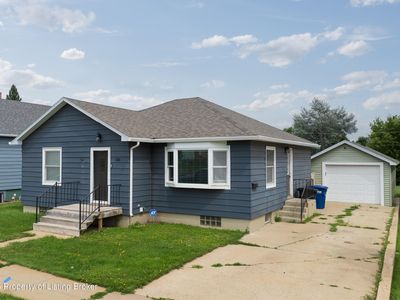 155 2nd Ave SE, Dickinson, ND, 58601