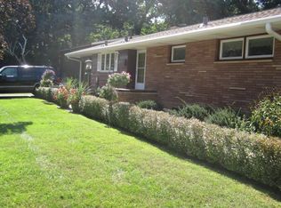 95 Flandrau Pl, Saint Paul, MN 55106