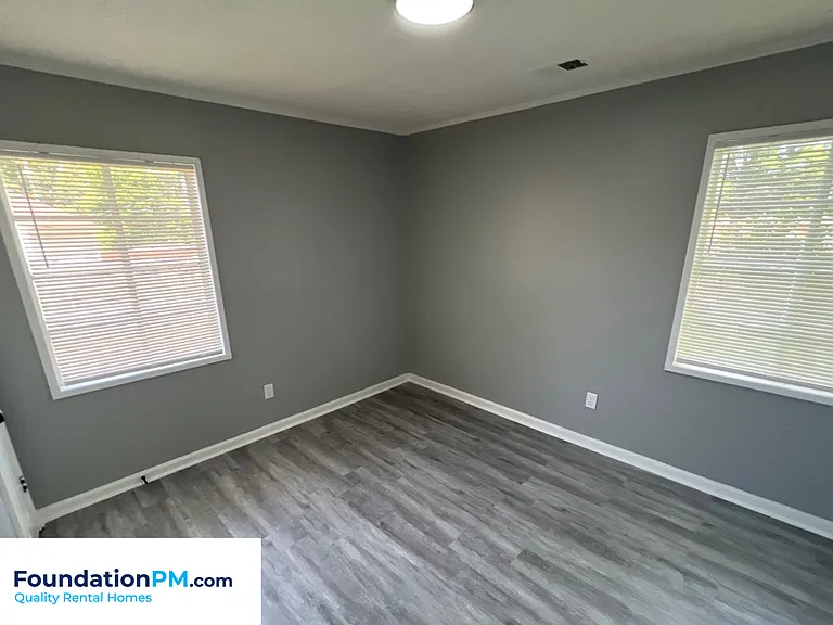 765 Marywood St — Photo 10