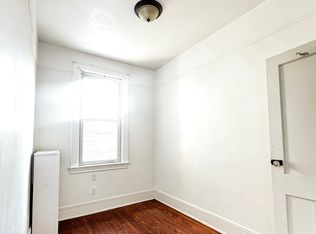 7135 Central Ave #B, Ridgewood, NY 11385