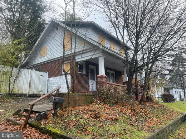 910 W Water St, Bellefonte, PA 16823