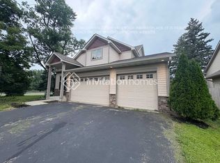 7058 147th St W, Savage, MN 55378