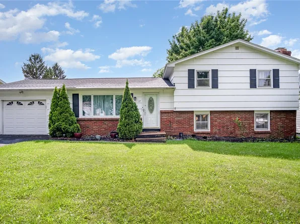 17 Charlene Dr, Rochester, NY 14606