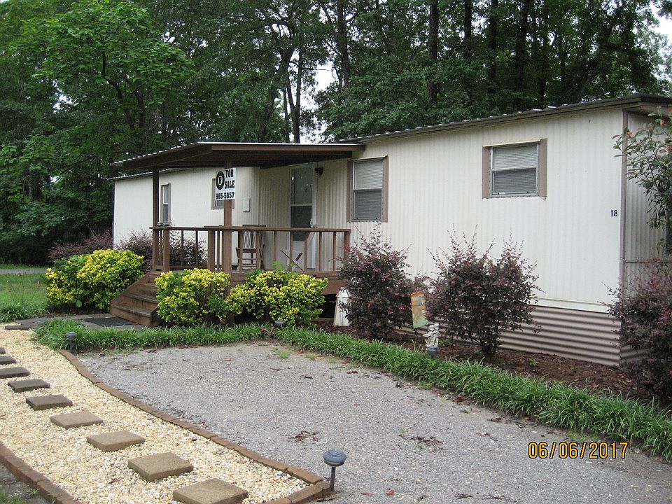 1st image of 380 Lakeshore Dr #18