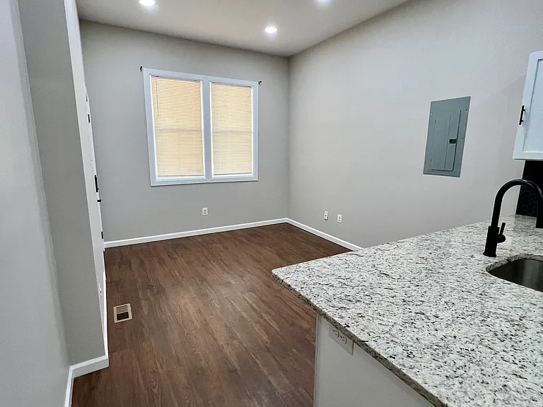 3904 Aspen St #2 — Photo 5