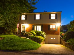 252 Orchard Spring Rd, Pittsburgh, PA 15220