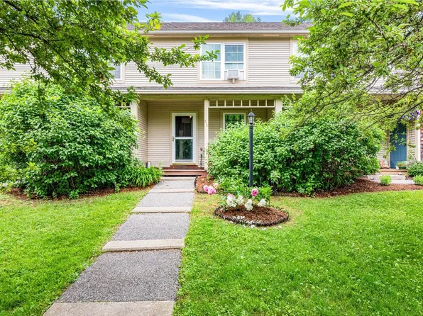 210 Cedar Lane, Williston, VT 05495