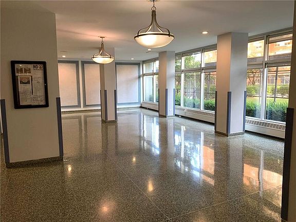 3rd image of 2928 W 5th St APT 10F