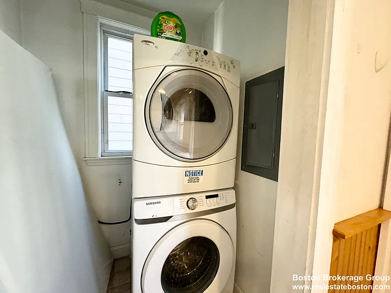 37 Hillside St #1 — Photo 8