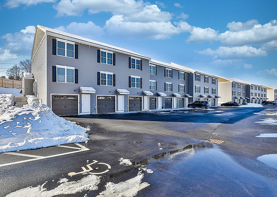 1st image of 3 Nutfield Ct #25