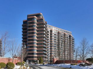 100 Winston Dr UNIT 9E-S, Cliffside Park, NJ 07010