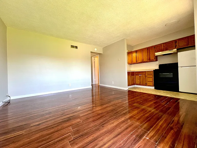 42 York Port Dr #42 — Photo 4