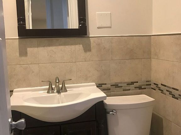 4th image of 240 Wadsworth Ave APT 25