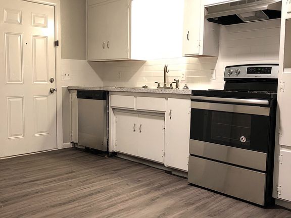 2nd image of 4401 31st St