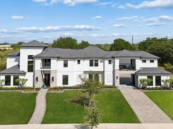 8626 Woods Hollow Trl, Richmond, TX 77406