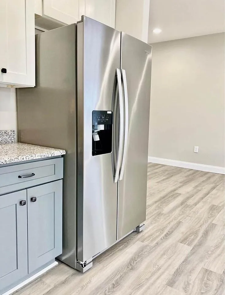 3 bed, 2.5 bath, 1400 sqft, $1,800 — Photo 4