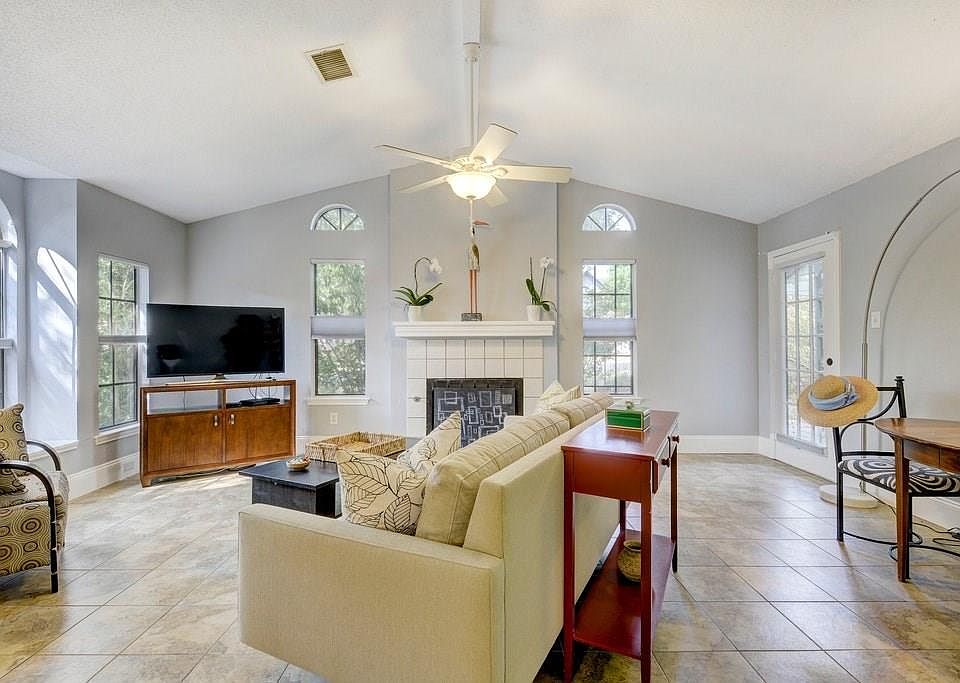 1st image of 4522 Keota Dr