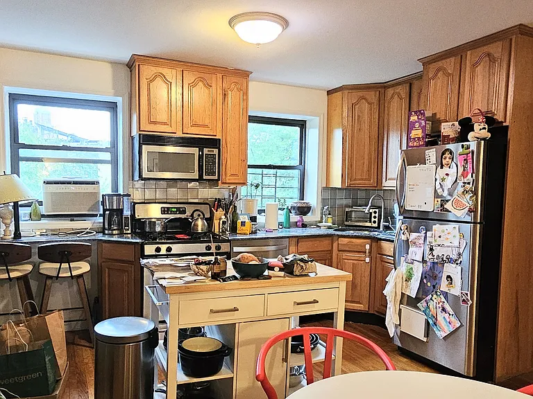 251 Baltic St #4 — Photo 8