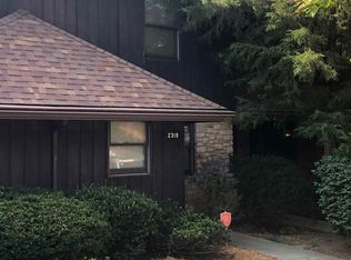 2319 E Winding Brook Ct, Bloomington, IN